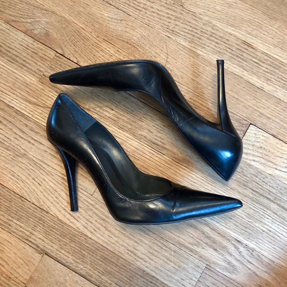 Stuart Weitzman Leather Pumps